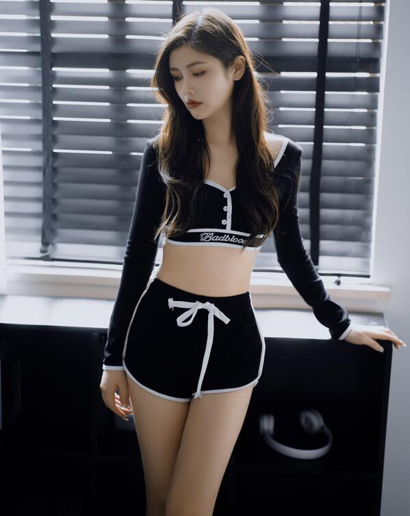 vr专区自拍无码中文字幕精品