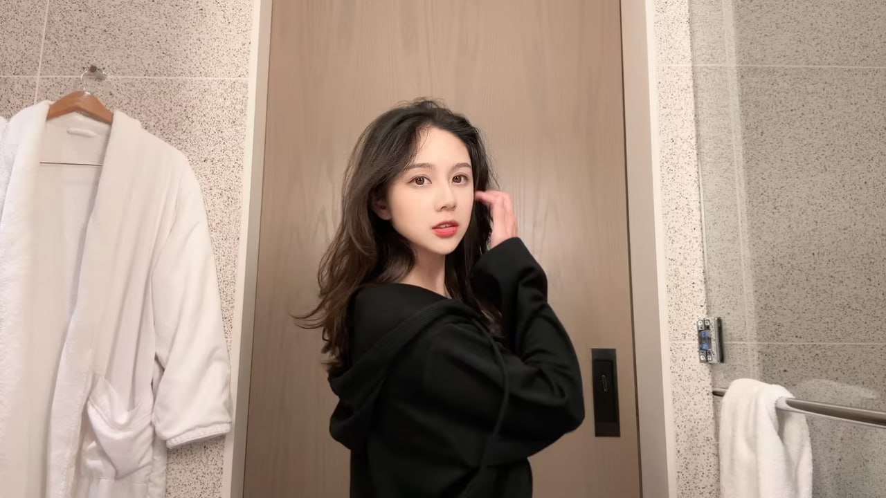 欧美丰满熟妇BBB久久久,欧美精品久久96人妻无码,久久亚洲精品国产露脸,国产经典一区二区